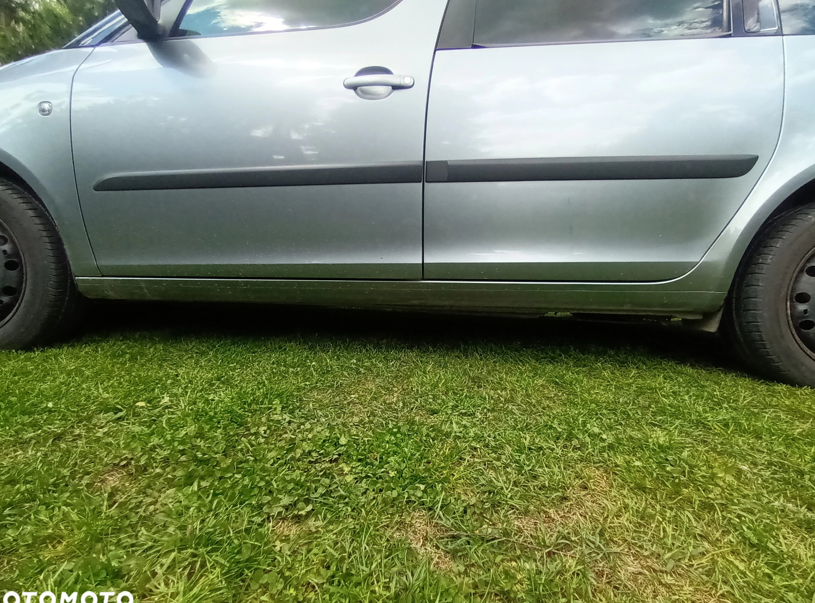 Skoda Roomster cena 13700 przebieg: 263600, rok produkcji 2010 z Jędrzejów małe 172